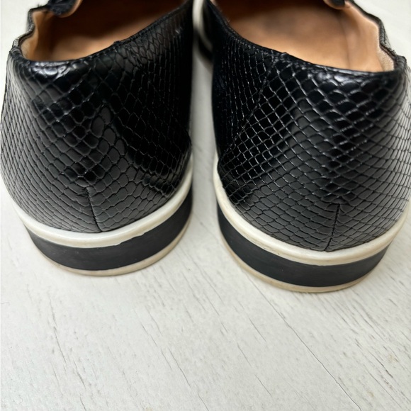 Naturalizer Ranger Loafer Flats Black Front Metal Detail Sz 7.5 M - Picture 5 of 11